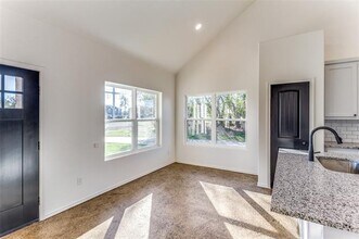 110 Dealva Ct in Weatherford, TX - Building Photo - Building Photo