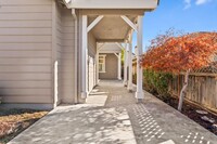 760 Ben Ingram Ln in Tracy, CA - Building Photo - Building Photo