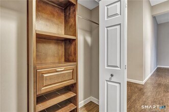 25 Grand St in Norwalk, CT - Building Photo - Building Photo