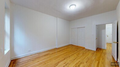 520 E 83rd St in New York, NY - Building Photo - Building Photo