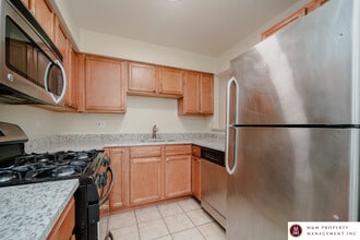 1440 Taylor LLC in Chicago, IL - Building Photo - Building Photo