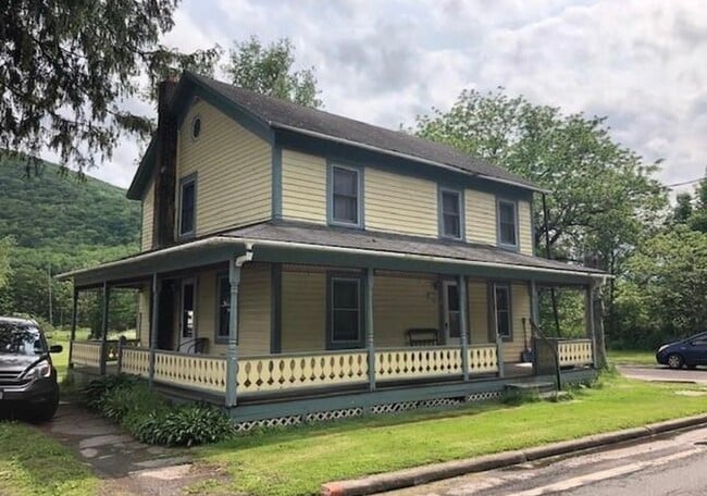 1180 Main St, Unit 1