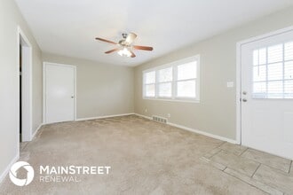 1103 Skyline Dr in Grandview, MO - Building Photo - Building Photo