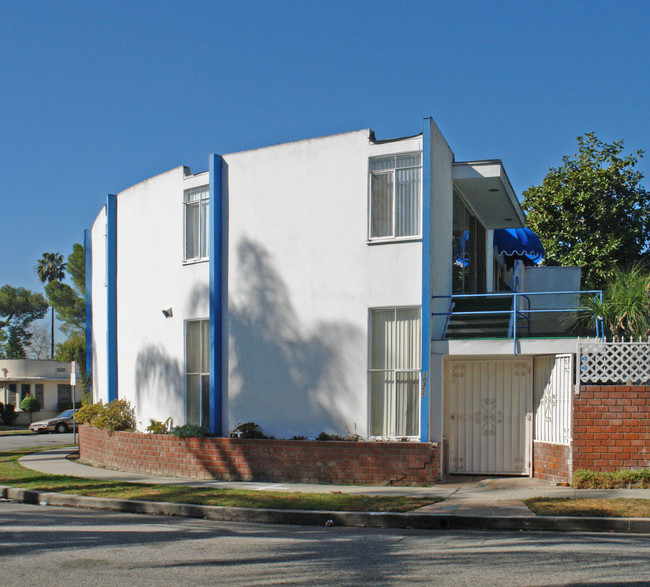 10341 Bellwood Ave in Los Angeles, CA - Building Photo - Building Photo