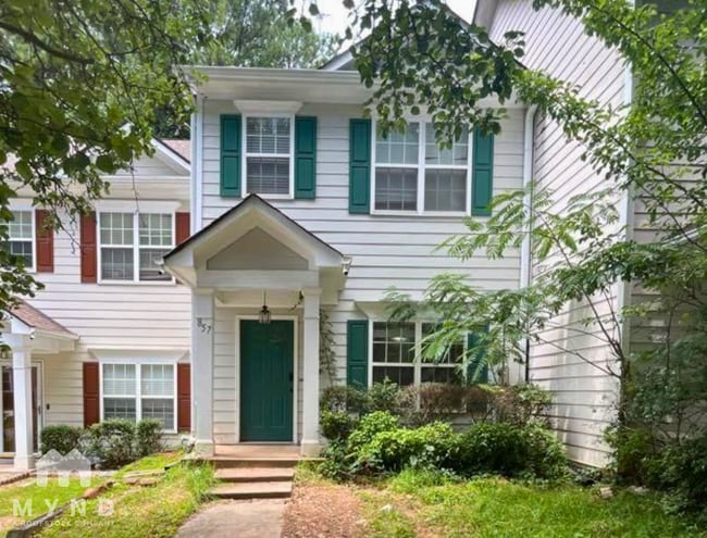 property at 857 Glynn Oaks Dr