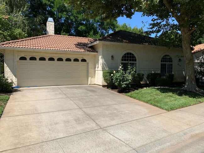 435 Mission Santa Fe Cir in Chico, CA - Building Photo - Building Photo