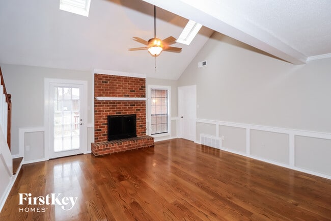 3862 Oak Forest Dr in Memphis, TN - Building Photo - Building Photo