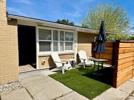 6015 Alturas Ave in Stockton, CA - Building Photo