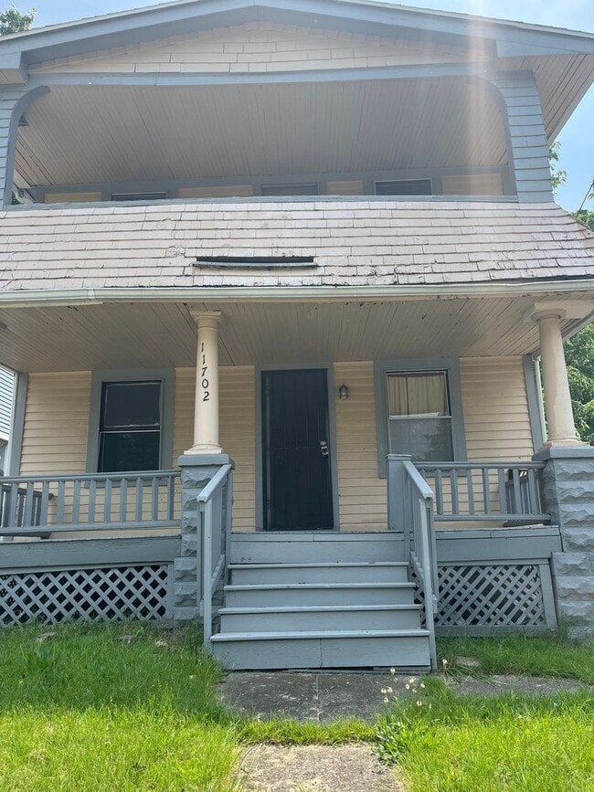 property at 11702 Honeydale Ave