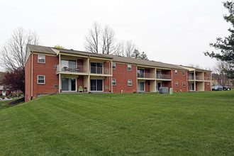 Sanbrook Apartments in Bethlehem, PA - Building Photo - Building Photo