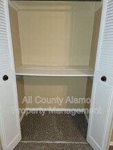 9406 Shields Dr in San Antonio, TX - Building Photo - Building Photo