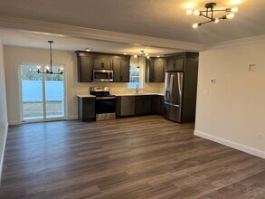 2 Hummingbird Path in Middleboro, MA - Building Photo - Building Photo