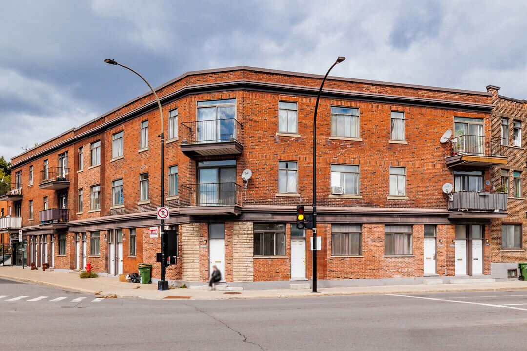 923 Girouard Av in Montréal, QC - Building Photo