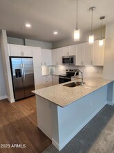 10529 E Hampton Ave, Unit A3 in Mesa, AZ - Foto de edificio - Building Photo