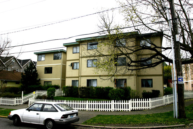 301 26th Ave S in Seattle, WA - Foto de edificio - Building Photo