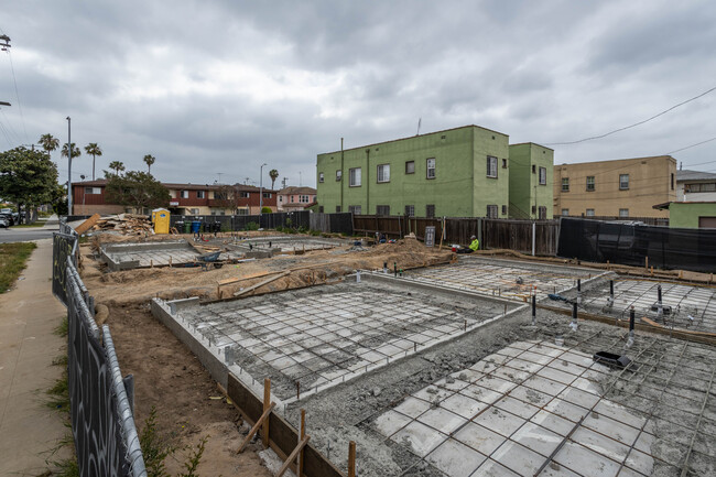 1501 S Fairfax Ave in Los Angeles, CA - Building Photo - Building Photo