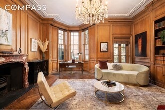 136 E 65th St in New York, NY - Building Photo - Building Photo