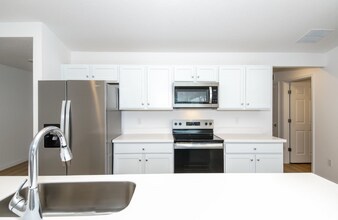 249 Bird of Paradise Dr in Palm Coast, FL - Building Photo - Building Photo