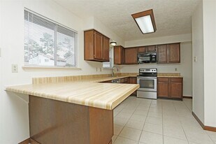 1418 Crawley Ct in Channelview, TX - Building Photo