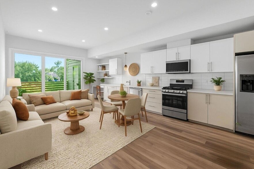 4004 Banister Ln, Unit 214 in Austin, TX - Foto de edificio