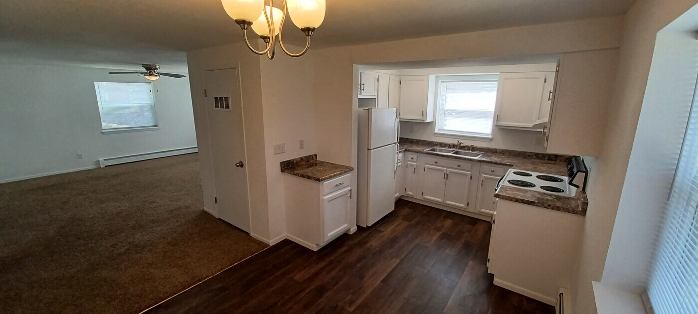 113 E Nowlin St in Rapid City, SD - Building Photo