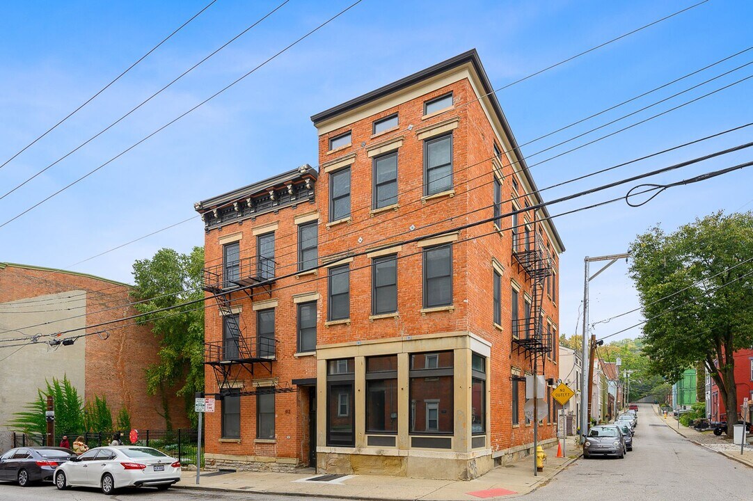412 E 13th St-Unit -412 5 in Cincinnati, OH - Building Photo