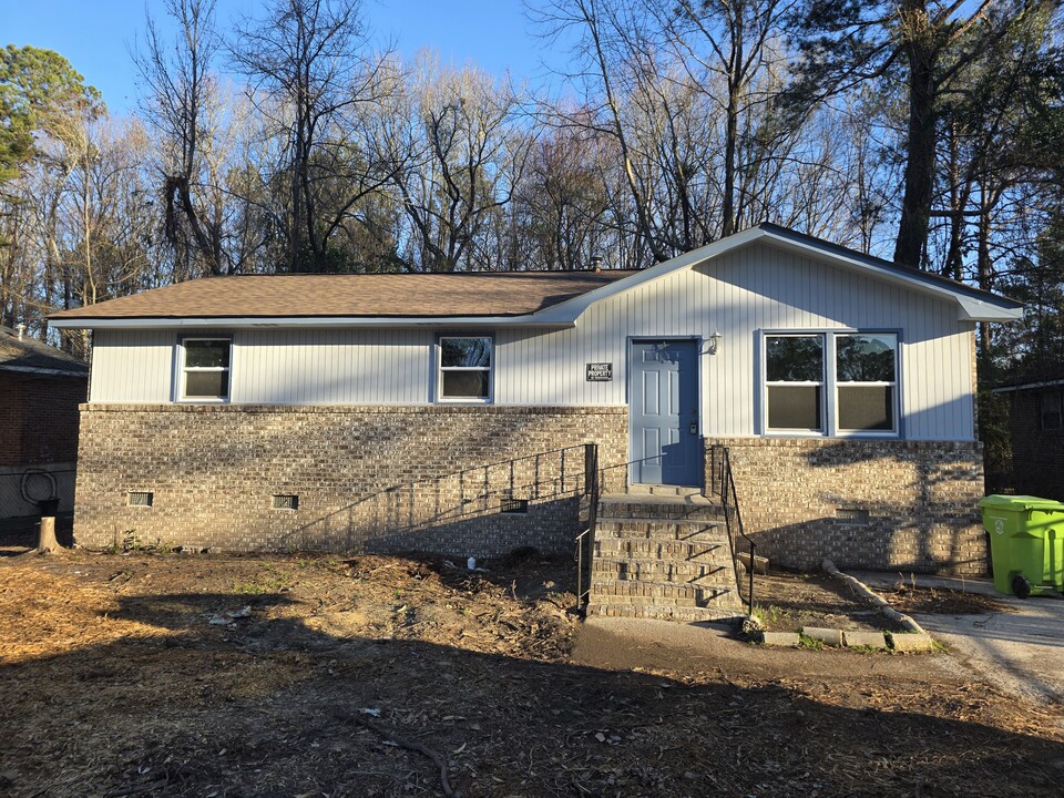 2604 Windy Dr in Columbia, SC - Foto de edificio