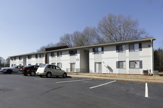 Palmetto Village in Pendleton, SC - Building Photo - Building Photo