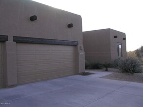 4537 E Thunder Hawk Rd in Cave Creek, AZ - Building Photo - Building Photo