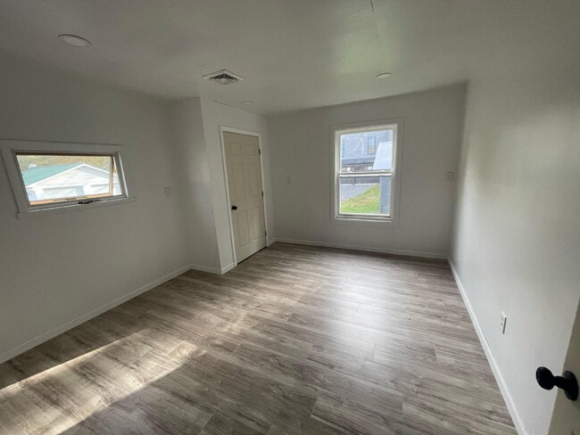 property at 272 River Rd