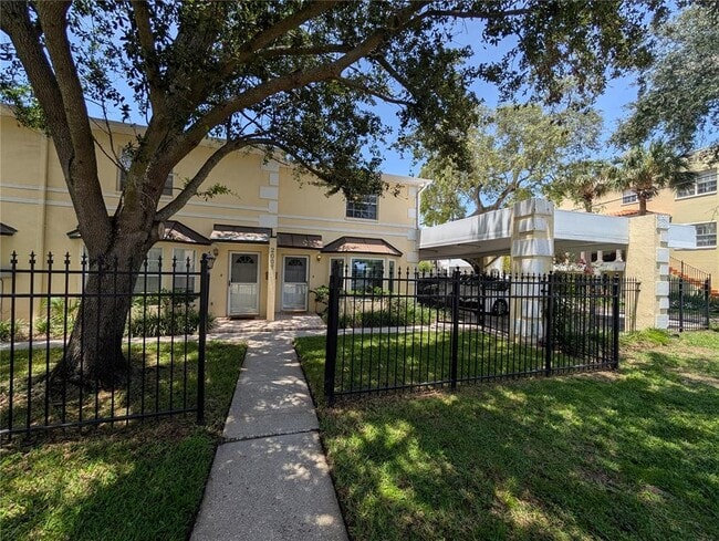 2007 W De Leon St in Tampa, FL - Building Photo - Building Photo