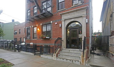 439 Montauk Ave in Brooklyn, NY - Building Photo - Building Photo