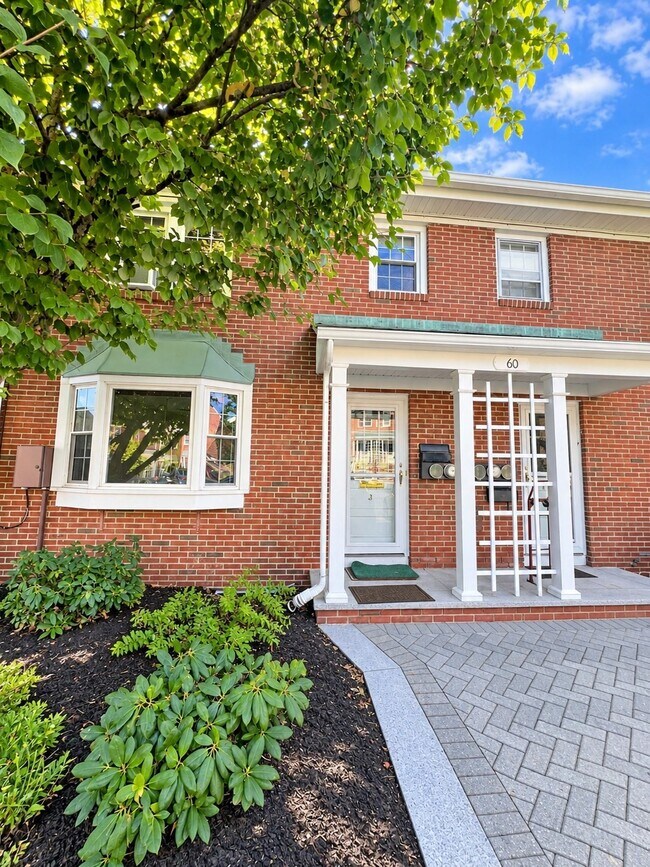 property at 60 Lake St