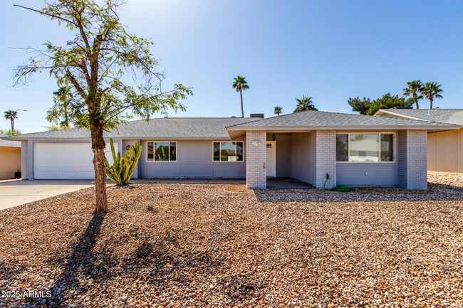 property at 17826 N Desert Glen Dr