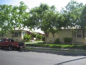 132-148 N San Pablo Ave in Fresno, CA - Building Photo