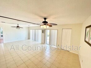 437 Wexford Cir in Venice, FL - Building Photo - Building Photo