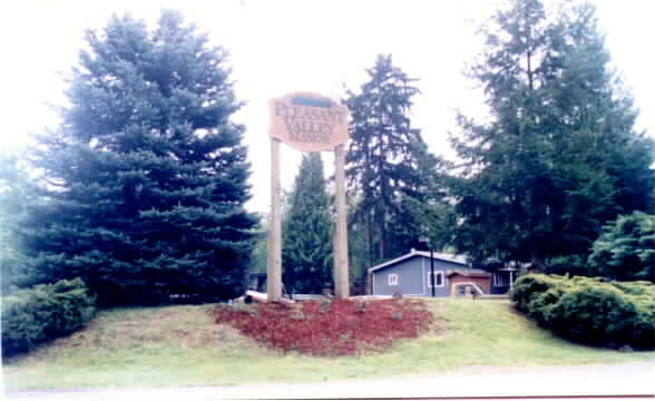 Pleasant Valley in Kent, WA - Foto de edificio