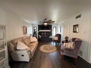 4020 38th St in Lubbock, TX - Building Photo - Building Photo