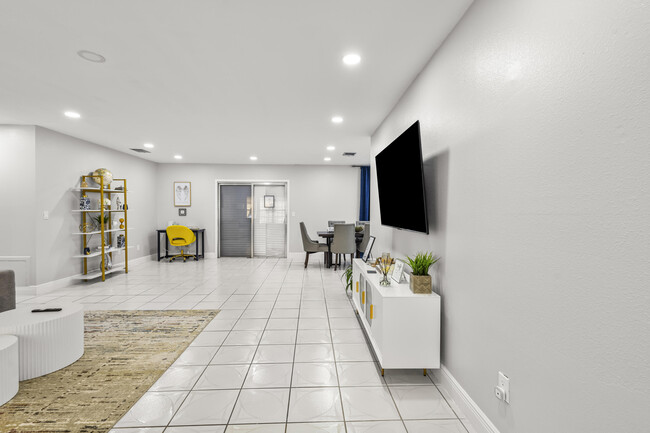 750 24th St SW in Vero Beach, FL - Building Photo - Building Photo