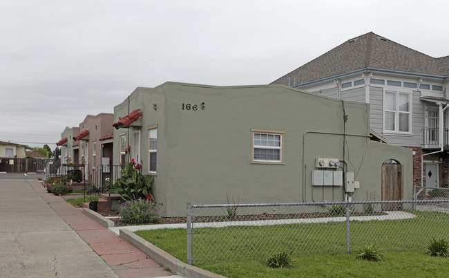 164-166 A St in Hayward, CA - Building Photo - Building Photo