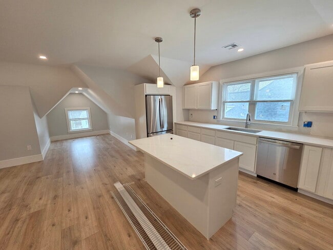 28 Brooks St in Boston, MA - Building Photo - Building Photo