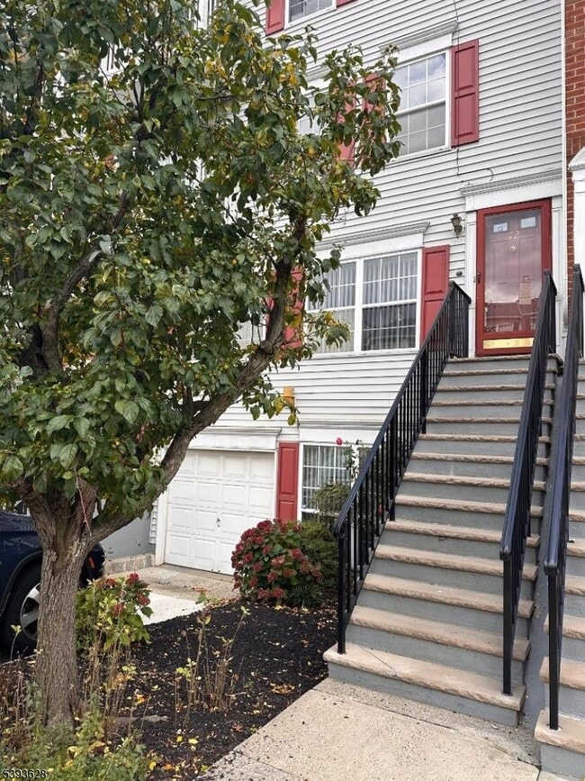property at 72 Vaughan Dr
