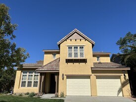 13284 Campolina Dr in Corona, CA - Building Photo