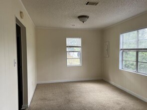 1005 N Cleveland Ave in Adel, GA - Building Photo - Building Photo