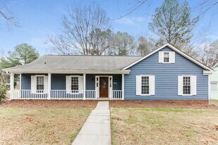 9616 Kent Village Dr in Charlotte, NC - Building Photo