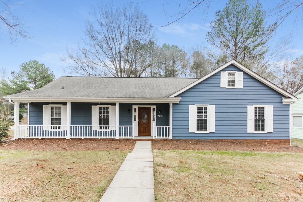 9616 Kent Village Dr in Charlotte, NC - Building Photo