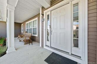 27 Lilac Ln in Ridge, NY - Building Photo - Building Photo