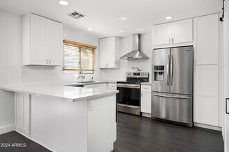 6063 N Granite Reef Rd in Scottsdale, AZ - Building Photo - Building Photo
