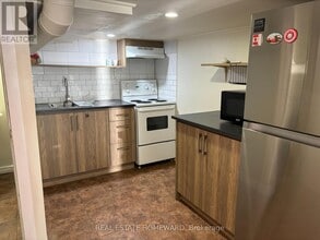 37 Moberly Ave in Toronto, ON - Building Photo - Building Photo