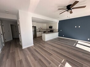 1426 Navaho Trail in Wilmington, NC - Building Photo - Building Photo